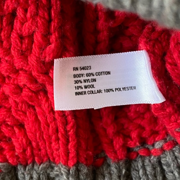 Gap Kids Mockneck Cable-Knit Sweater - Boys L (10) - Picture 3 of 3